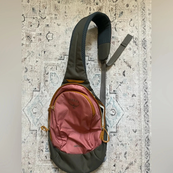 OSPREY Handbags - Osprey Daylite sling bag